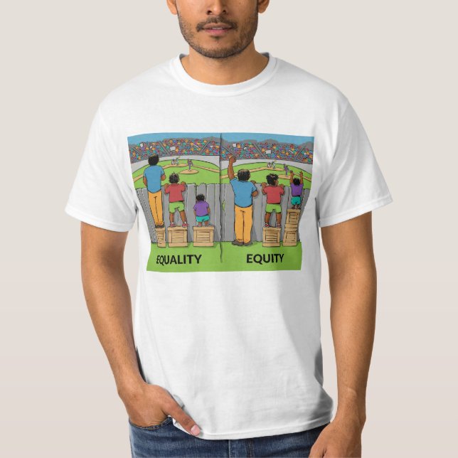 Equality vs Equity – Inspiring Social Justice  T Shirt (Framsida)