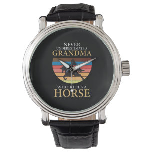 Equestrian Gift Underskatta aldrig mormor Armbandsur