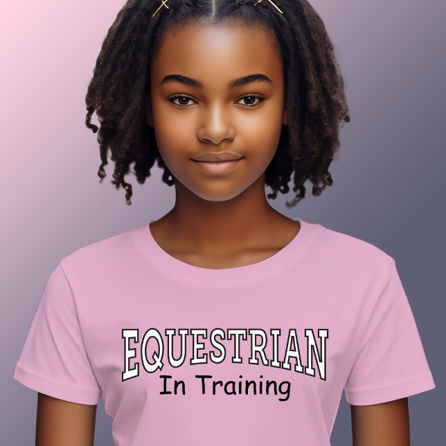 Equestrian in Training Girls Rosa T-Shirt (Skapare uppladdad)