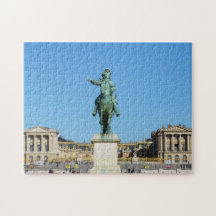 Equestrianska statyn Louis XIV i Versailles