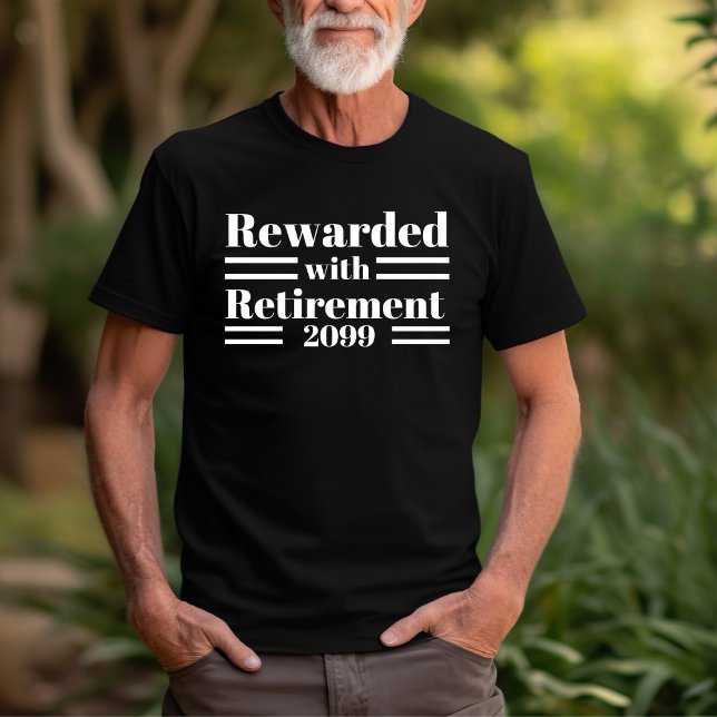 Erbjuden med Pension-års moderna enkla gåva T Shirt (Skapare uppladdad)