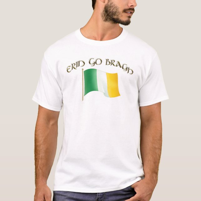 Erin går Bragh T Shirt (Framsida)