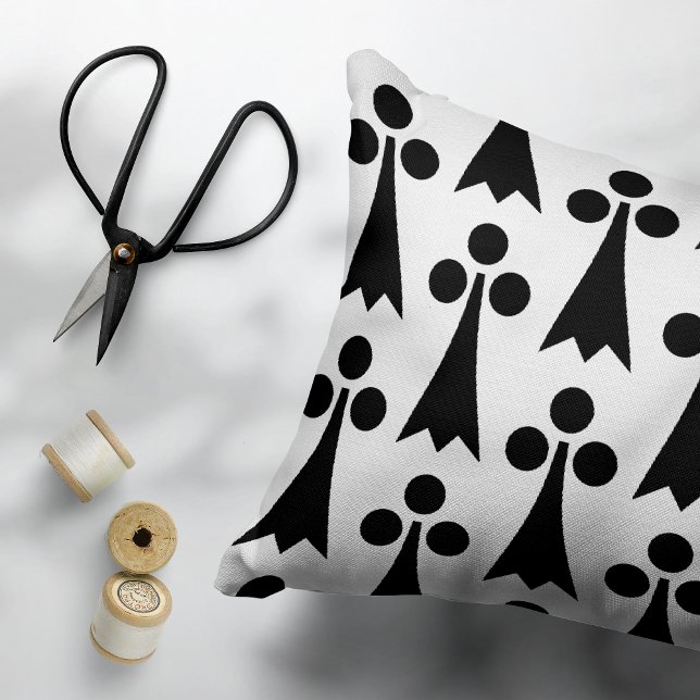 Ermine Mönster, Medieval Mönster, Svartvit Prydnadskudde (Skapare uppladdad)