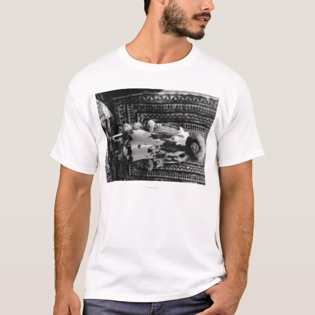 Eskimåflicka som ha på sig päls som beklär Alaska Tröja (Framsida)