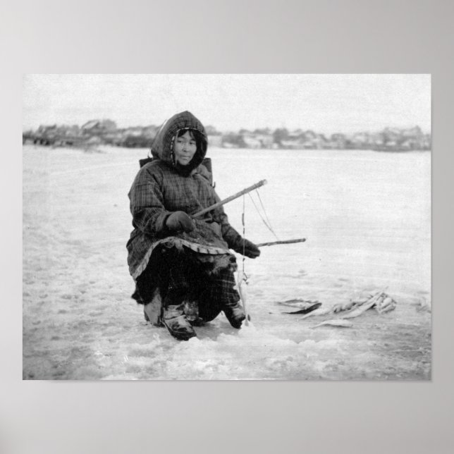 Eskimo Ice Fishing in Nome, Alaska Photograph Poster (Framsidan)