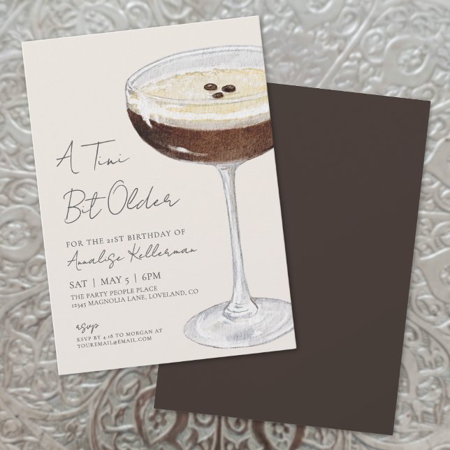 Espresso Martini Födelsedagsfest Inbjudningar (A Tini Bit Older Espresso Martini Birthday Party Invitation)