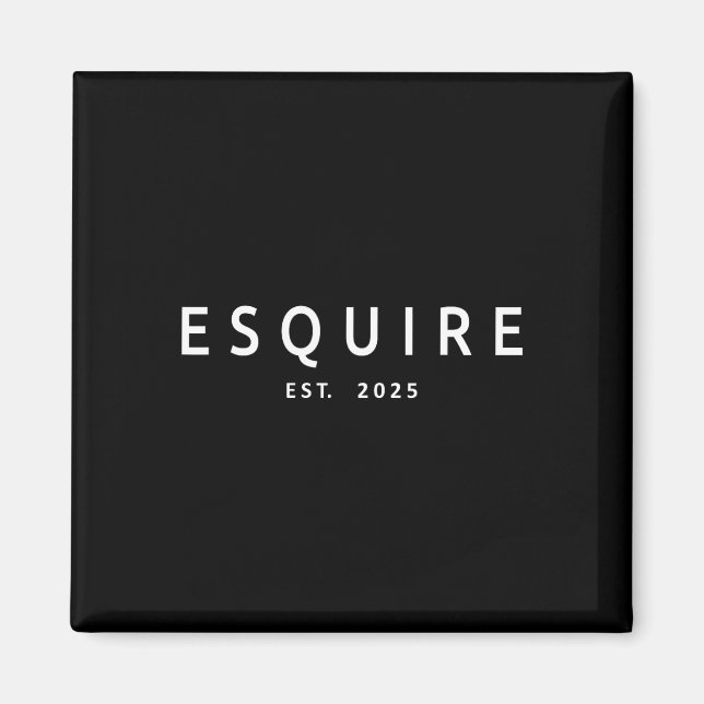 Esquire Est. 2025 Advokatadvokat Law School Gradu Magnet (Framsidan)