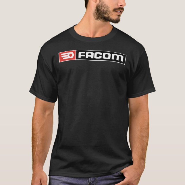Essential-design för Classy Facom  T Shirt (Framsida)