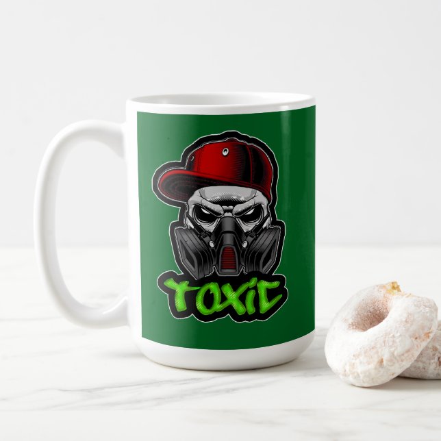 Estampa Hip Hop - TOXIC - Bone Kaffemugg (Med munk)