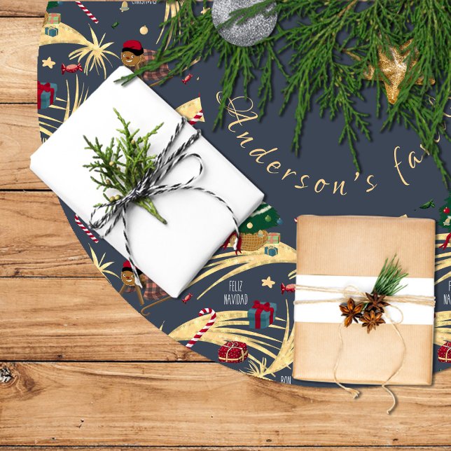 estampado navideño de regalos y dulces para niños julgransmatta borstad polyester (Christmas print featuring gifts and sweets brushed polyester tree skirt)