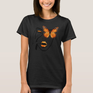 Estetik Tjej Tänker Med Monarkfjäril Öga T Shirt