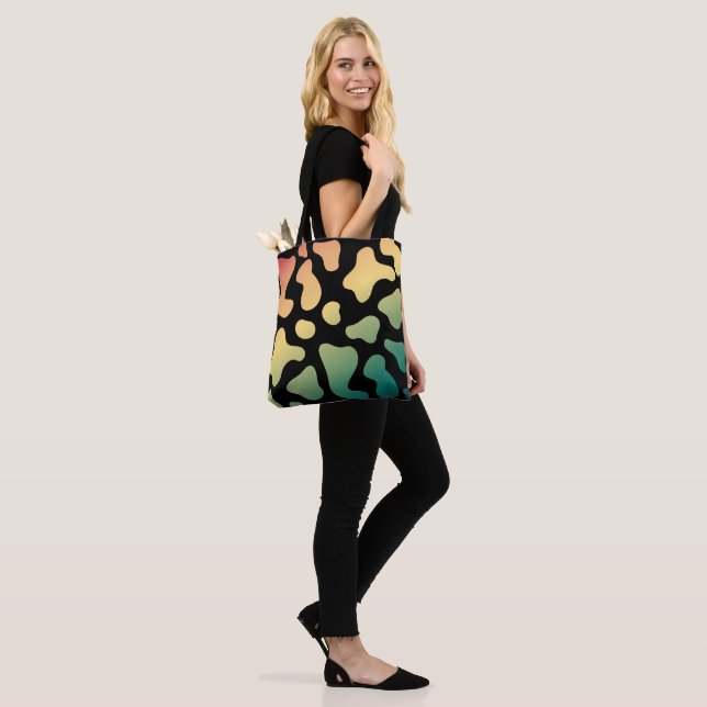 Estetisk totebag med komprint tygkasse (På modell)