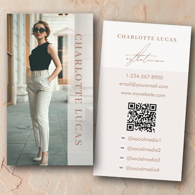 Esthetician Spa Luxury Beauty Real Estate Beige Visitkort (Esthetician Spa Luxury Beauty Real Estate Beige Business Card)