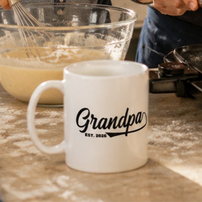 Etablerad Ny Farfar År Typografi  Kaffemugg (grandpa gift coffee mugs script typography grandparents keepsake pregnancy script grandfather modern)