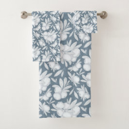 Etched Berry Gren Towel Collection