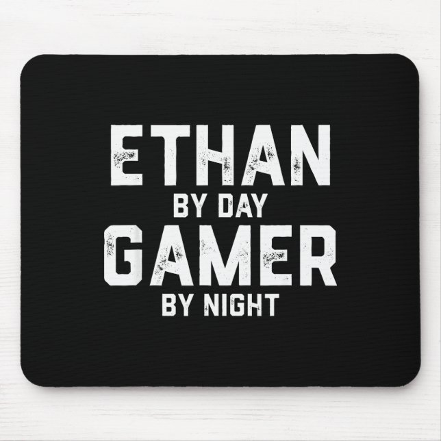 Ethan Gamer Halloween Gaming Costume For Men Named Musmatta (Framsidan)