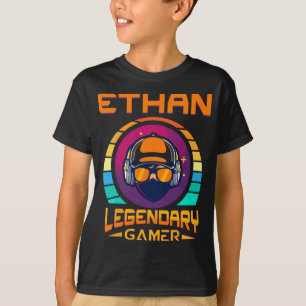 Ethan Legendary Gamer - Personlig Namn Gift T Shirt