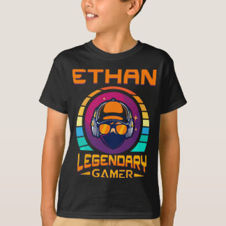 Ethan Legendary Gamer - Personlig Namn Gift T Shirt