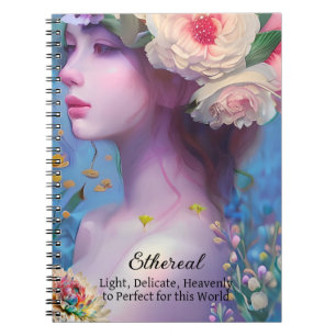 Etheral Angelic Woman med blommor i hennes hår Anteckningsbok