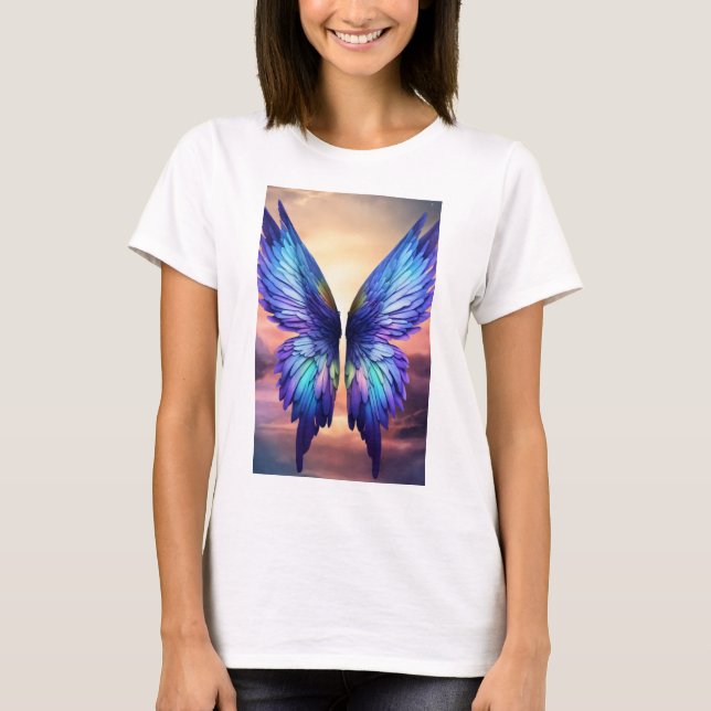 Etheral Vingar: Abstrakt Butterfly Elegance T Shirt (Framsida)