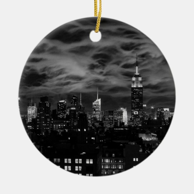 Etheralmoln: NYC Skyline, Empire state Bldg BW Julgransprydnad Keramik (Framsidan)