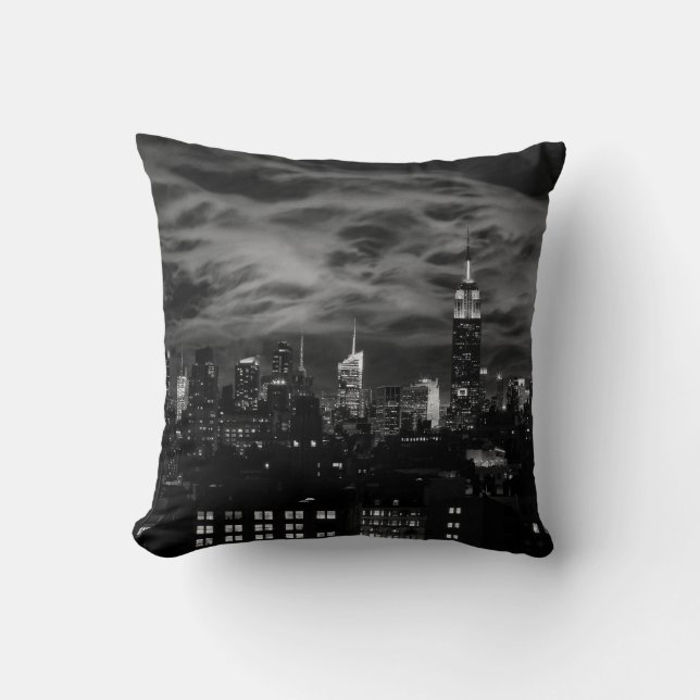 Etheralmoln: NYC Skyline, ESB Black and White Kudde (Framsida)