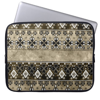 Ethnic Boho Grunge: Colorful Mönster Laptop Fodral