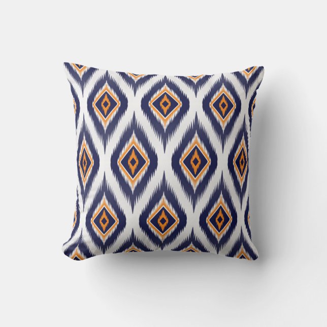 Ethnic Tribal Motif: Ikat Mönster. Kudde (Framsida)