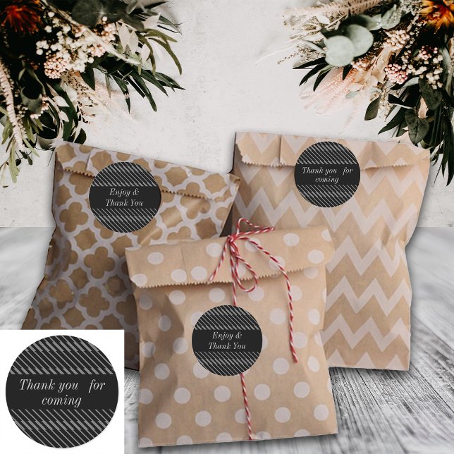 Etiketter för svart Anpassningsbar i geometriskt L (Skapare uppladdad)