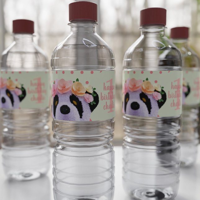 Etiketterna Cute Panda Bear Age Födelsedagsfest Va Vattenflaskor Etikett (Just add your name and birthday age to these cute panda water bottle labels)