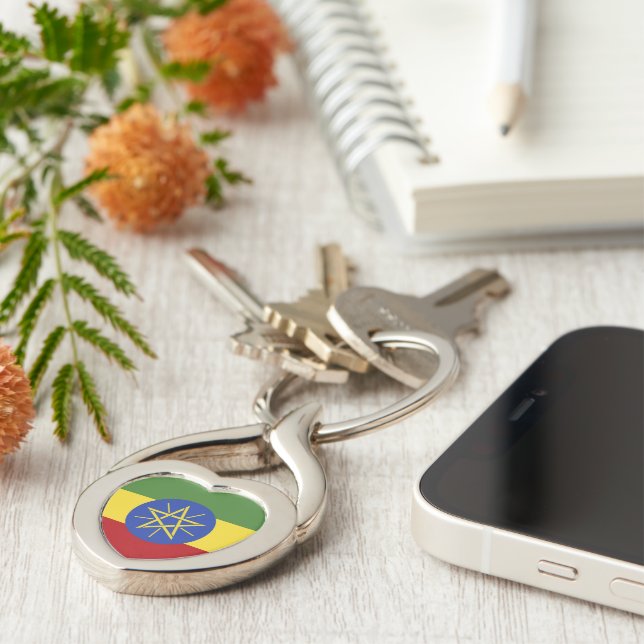 Etiopien flagga twisted heart silverfärgad nyckelring (Sidan)