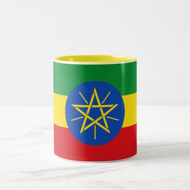 Etiopiens flagga Två-Tonad mugg (Center)