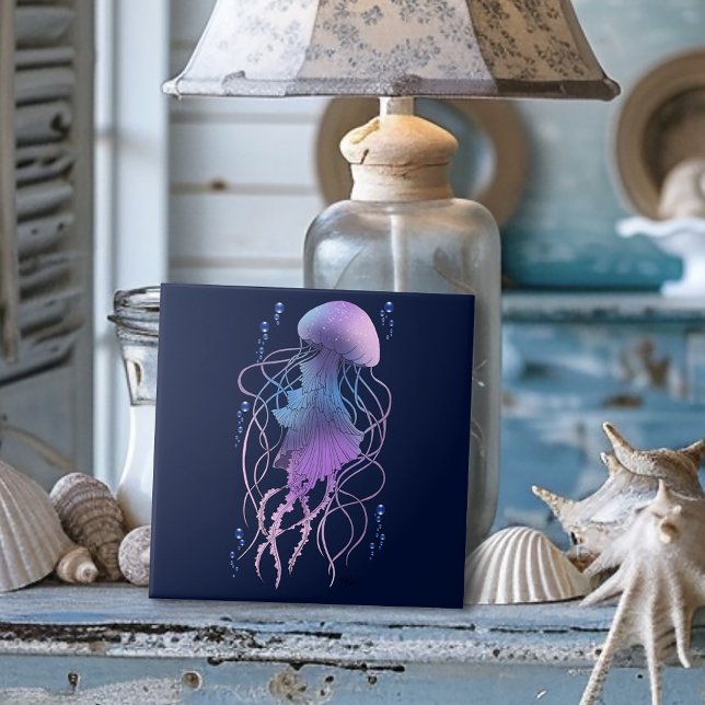 Etisk manet violett blå kakelplatta (Skapare uppladdad)