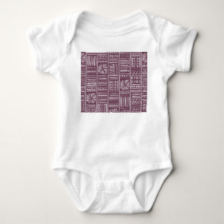 Etniska hand plockade mönster: vintage stil t shirt