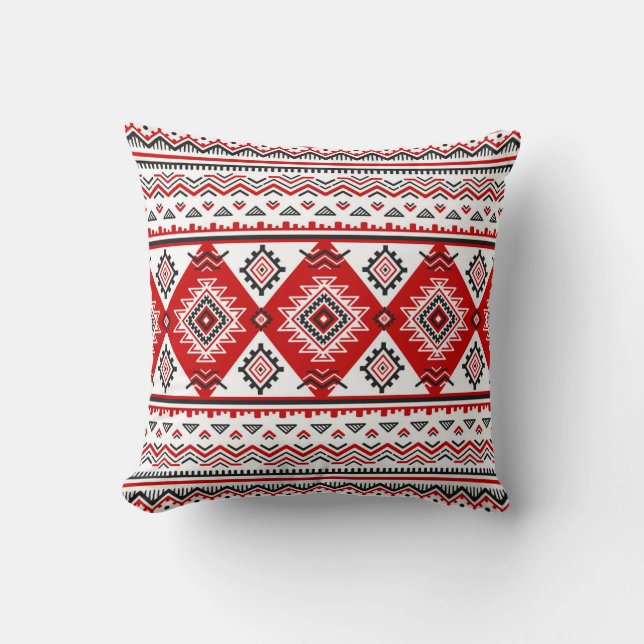 Etniskt svart vitt rött, ukrainska motiv. kudde (Framsida)
