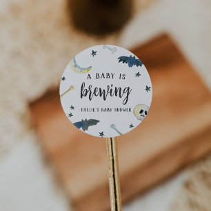 Ett Baby brinner   Cute Halloween Baby Shower Runt Klistermärke
