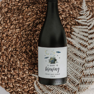 Ett Baby brinner i Cute Halloween Baby Shower Vinflaska Etikett