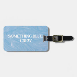Ett blått resagemärke för Bridesmaids Bagagebricka