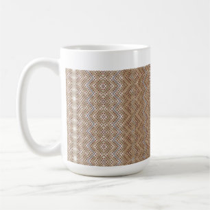 Ett brunt matta med symmetrisk formgivningsfunktio kaffemugg
