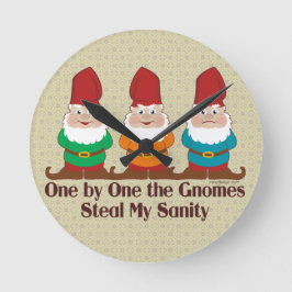 Ett efter ett Gnomes Rund Klocka