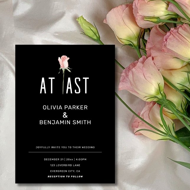 Ett enda Rosa ros vid det sista moderna minimala B Inbjudningar (At Last Modern Minimalist Black and White Wedding  Invitation )