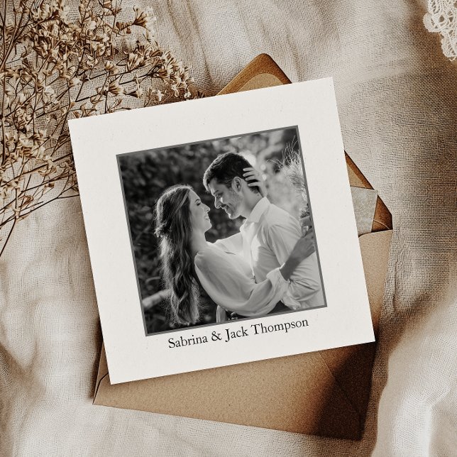 Ett enkelt svartvitt - tack för ditt kort (Express gratitude elegantly with our square photo thank you cards, perfect for any occasion.)