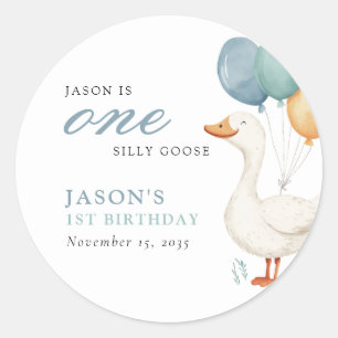 Ett Fånig Goose Boy 1:a födelsedagen Party Runt Klistermärke
