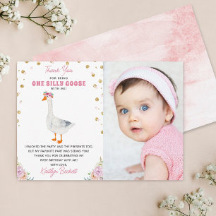 Ett Fånig Goose Girls 1:a födelsedagsfoto Tack Kort