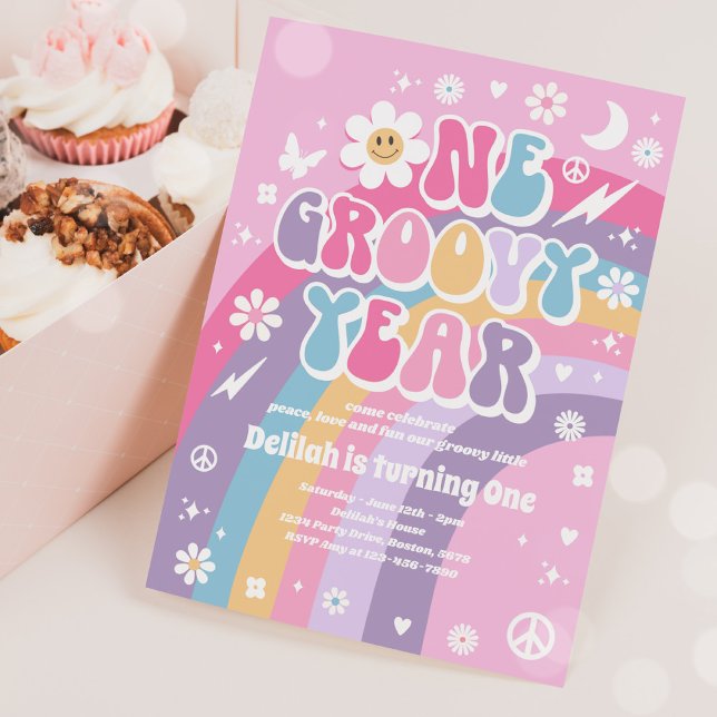 Ett Groovy Year Peace Kärlek Party Rainbow Birthda Inbjudningar (Skapare uppladdad)