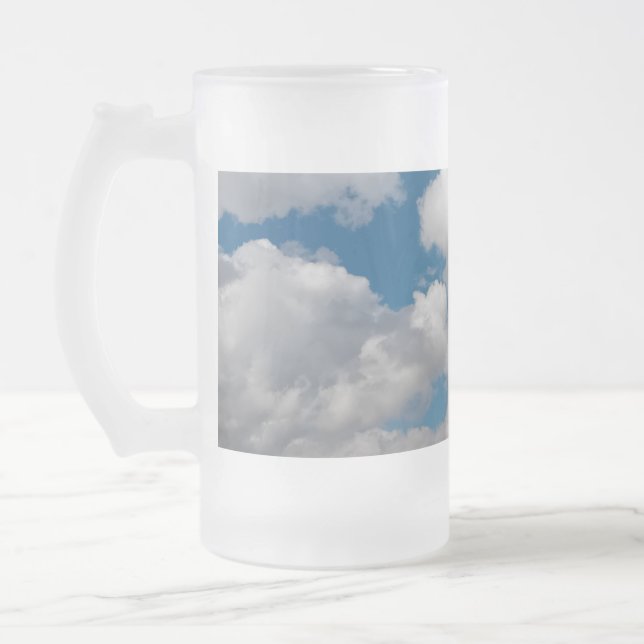 Ett hölje av moln frostat ölglas (Vänster)