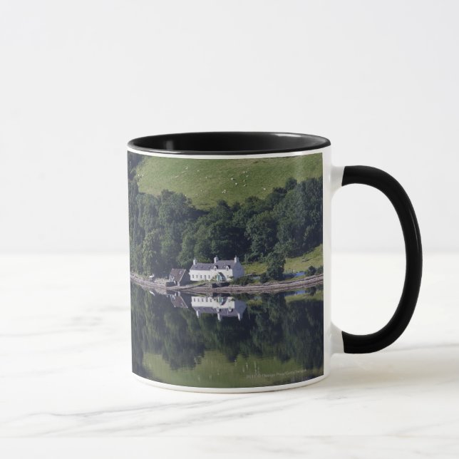 Ett hus Along vatten Mugg (Höger)