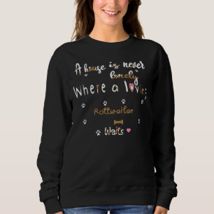 Ett hus är aldrig så ensamt där en levande rottwei t shirt