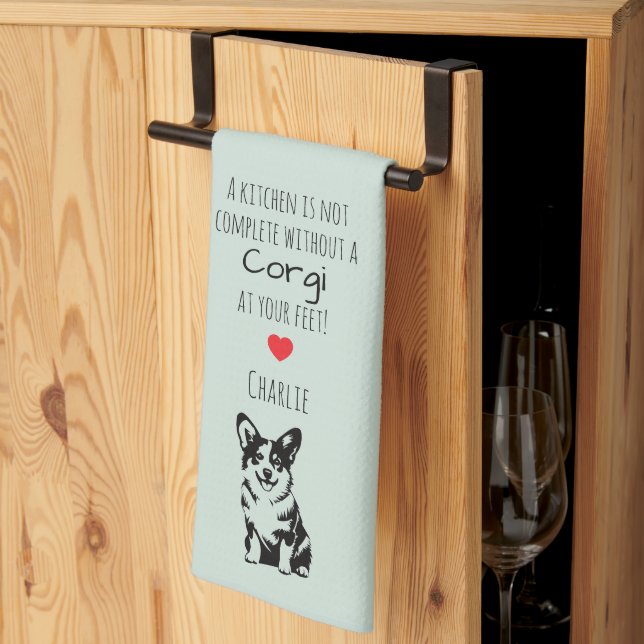 'Ett kök är inte komplett' Anpassningsbar Corgi  Kökshandduk (Thirds Fold)
