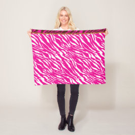 Ett komplicerat blommönster i rosa och vita, konst fleecefilt